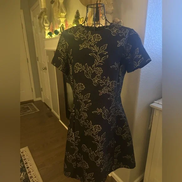 Ann Taylor | Dresses | Ann Taylor Black And Gold Deess | Poshmark